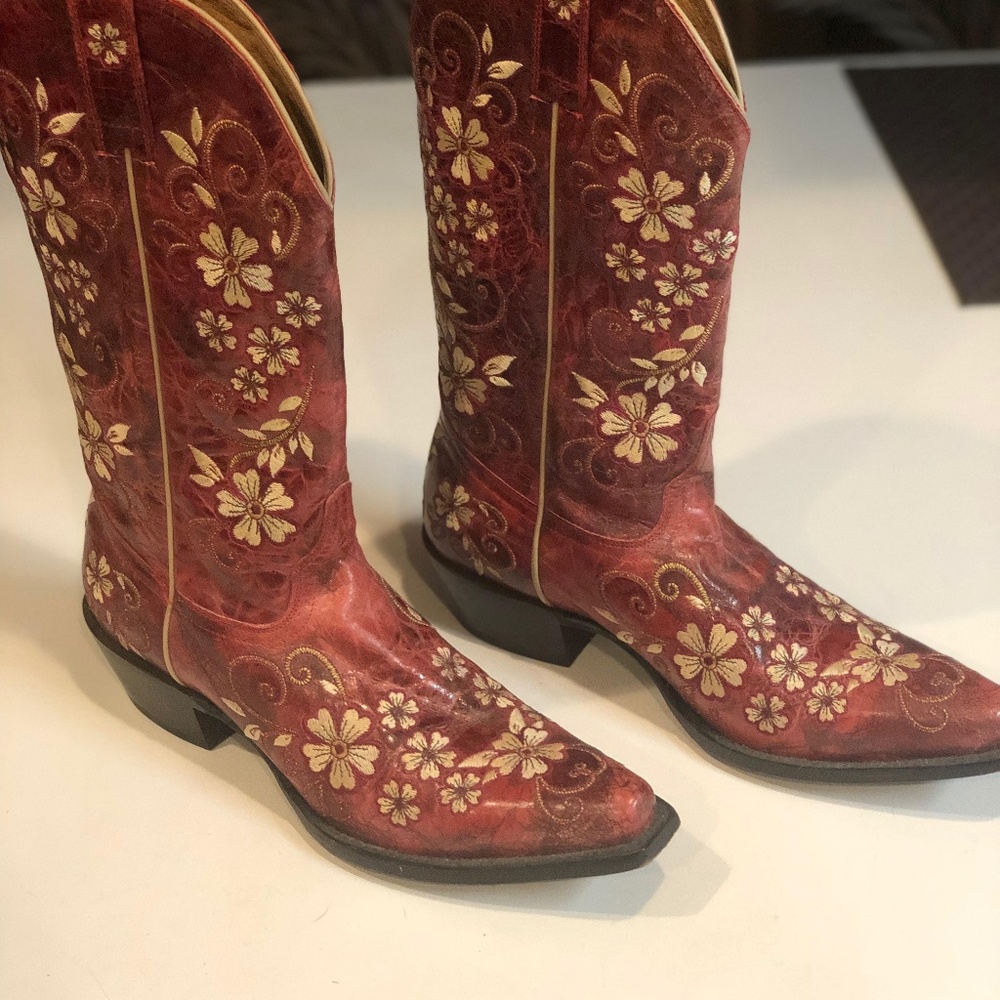 Women's western boots
